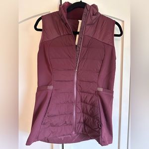 Lululemon Athletica Running “Down for it all” Vest Eggplant Size 10 NEW pockets